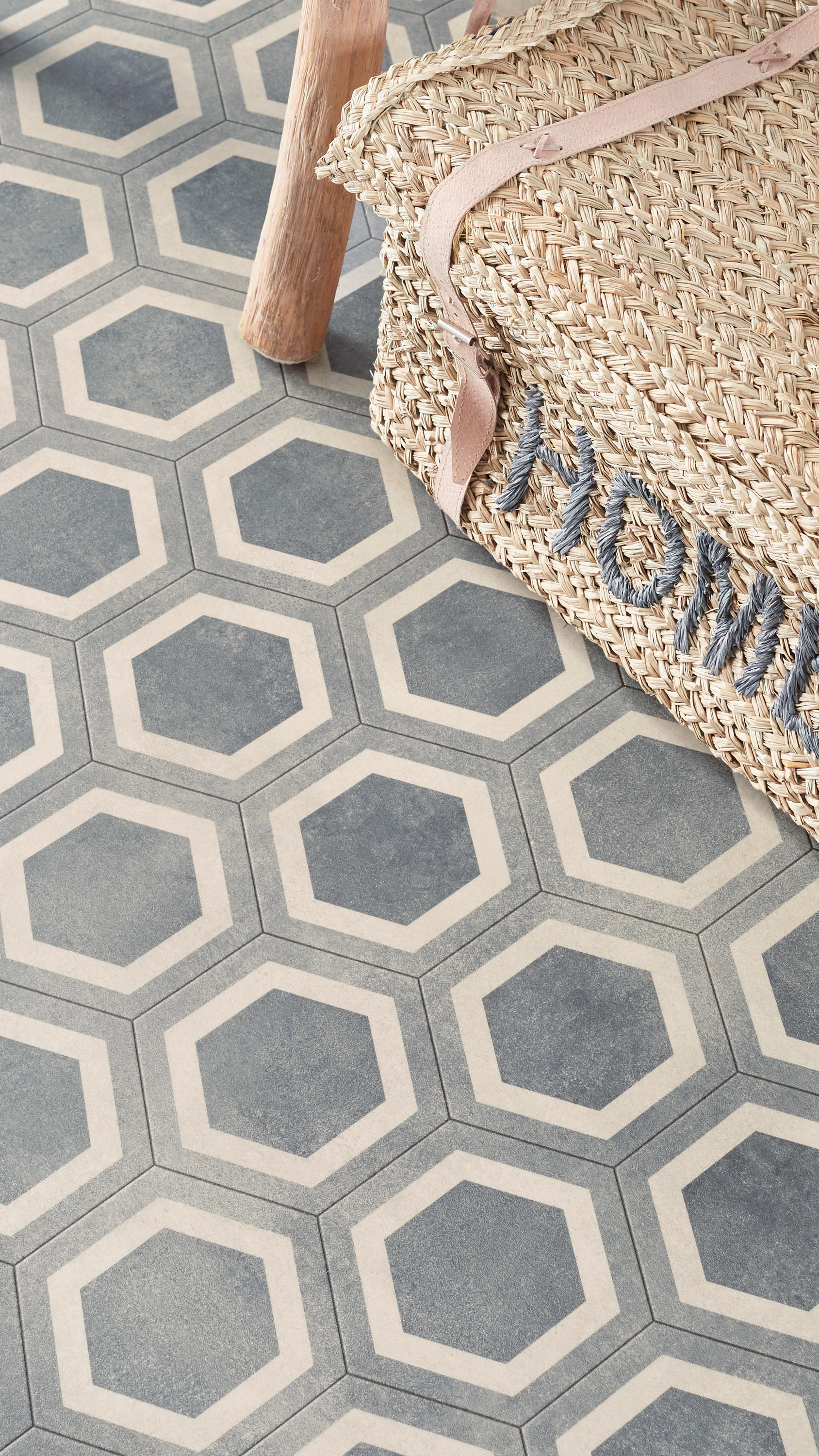 Honeycomb Tile Blue Exclusive 260 Graphic Tarkett Image