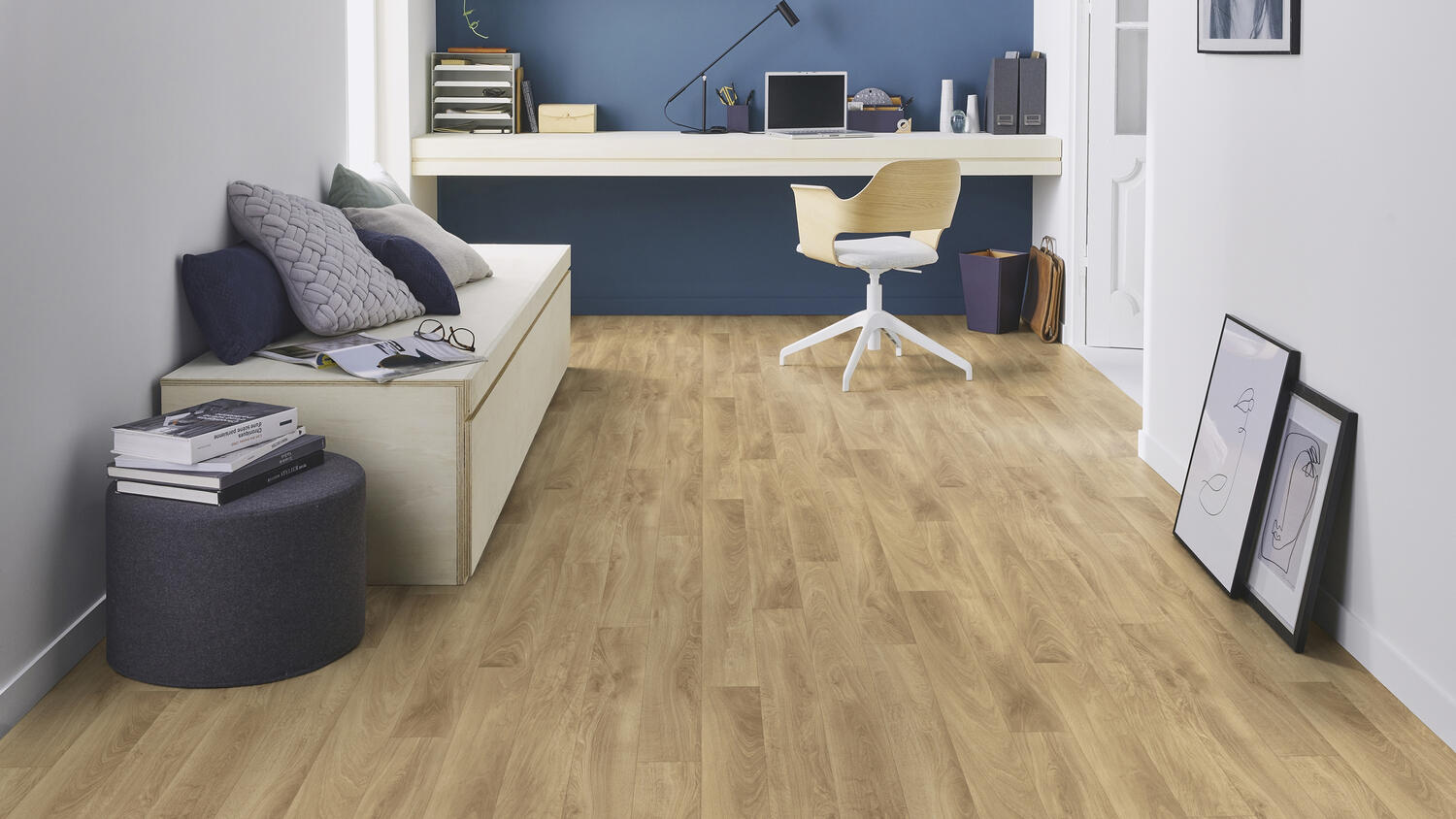 Iconik 150 easy lay and maintenance vinyl flooring - Tarkett