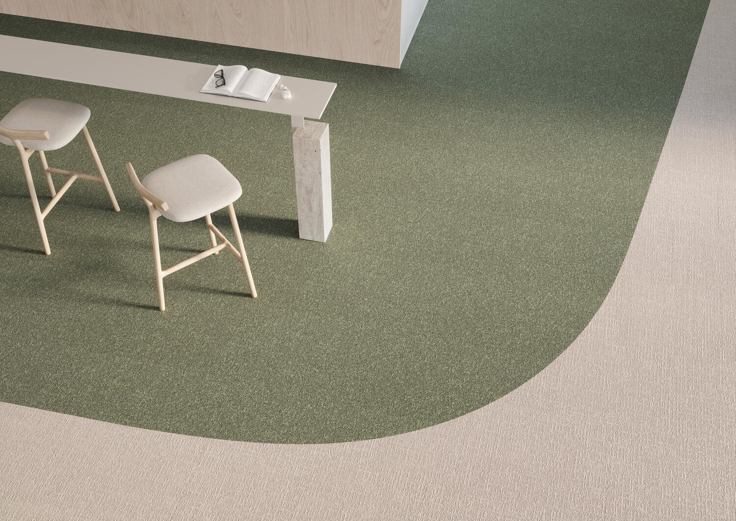 DESSO Airmaster Sphere en Earth tapijttegels van Tarkett toegepast in een kantoorruimte 