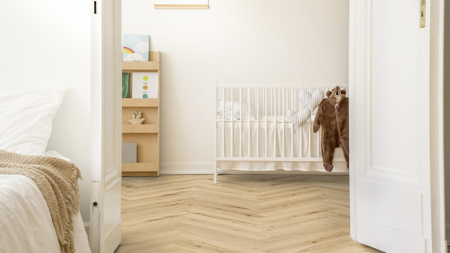 Delicate Oak WARM NATURAL