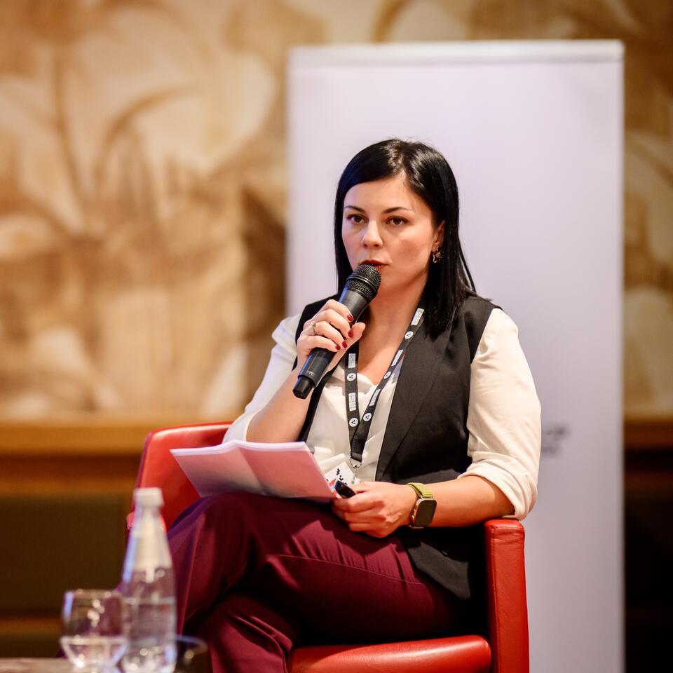 RE:EDU – De la idei la acțiuni concrete în comunitate. Interviu cu Indfloor Group, partener RE:EDU Iași