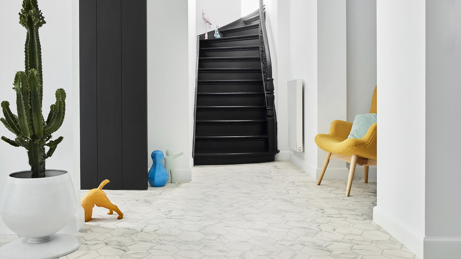 This Grey Luxury VInyl Flooring Ties a New Home Build Together