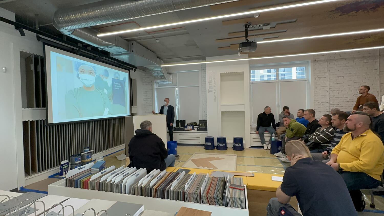 Професійний семінар Tarkett × Uzin 2025: нові стандарти укладання покриття для підлоги