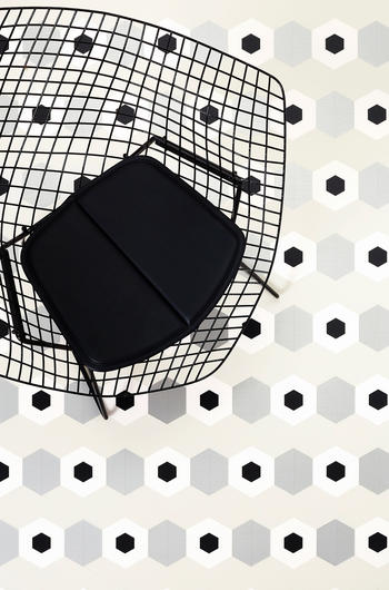 iD Mixonomi jewels vinyl tiles were designed to create custom floor layouts, center pieces or room borders