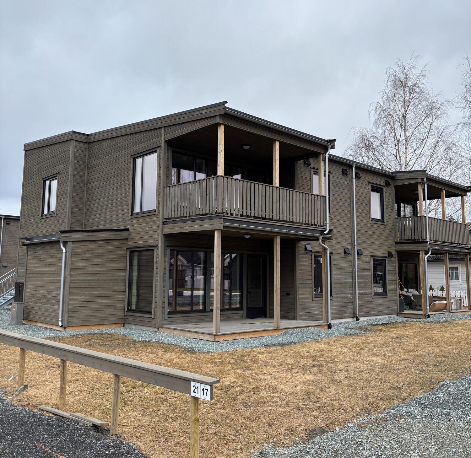 Moderne boliger med robuste og varige materialvalg