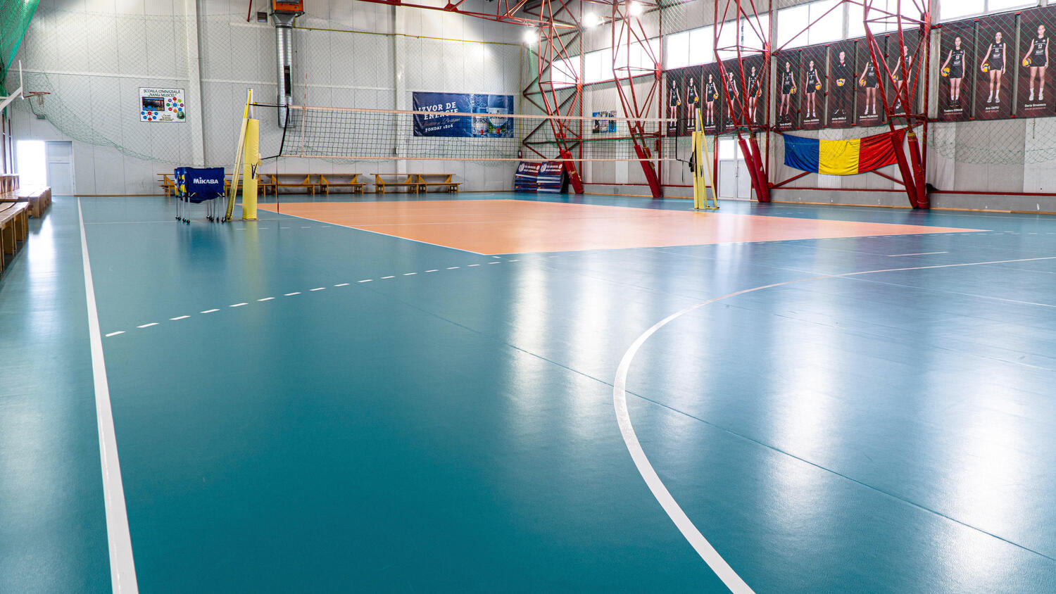 Sportska sala u osnovnoj školi „Nanu Muscel“