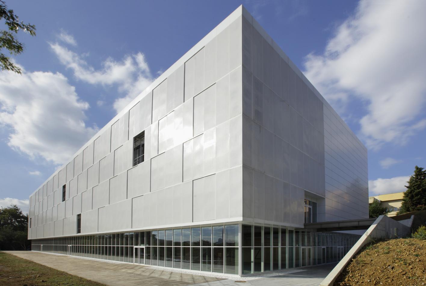 İTÜ Merkezi Derslik Binası