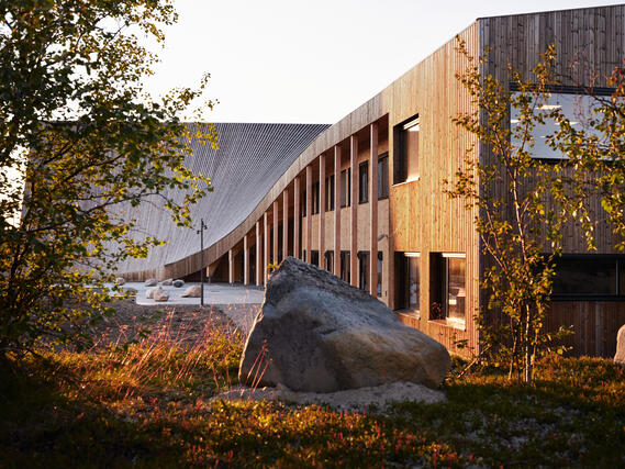 Čoarvemátta - samisk nationalteater och gymnasium