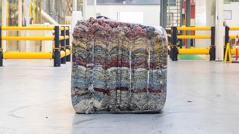 ECONYL® Recycled yarn – DESSO carpets – Tarkett