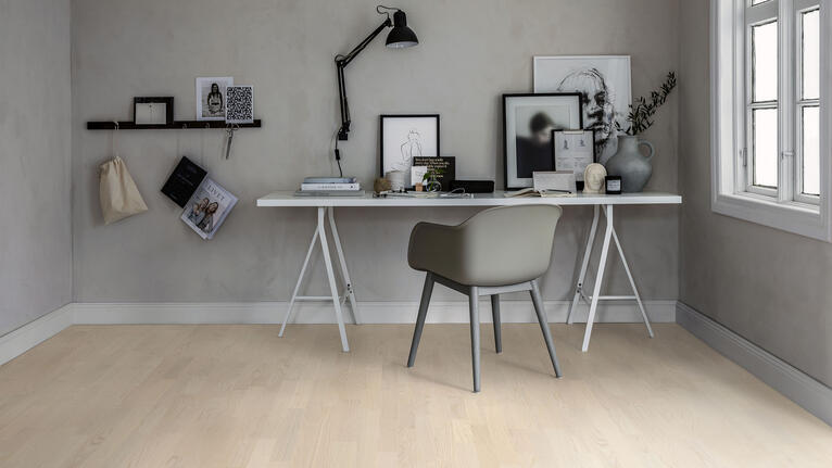 Choosing wood floors for a home office