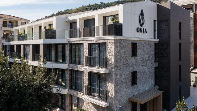 Onia luxury apartment